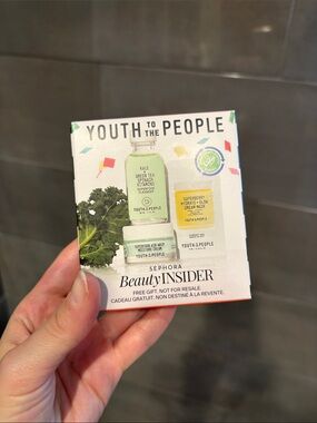 Youth to the People Mini Skincare Set - White & Green